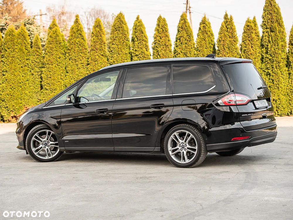 Ford Galaxy 2.0 EcoBlue S&S TITANIUM - 11