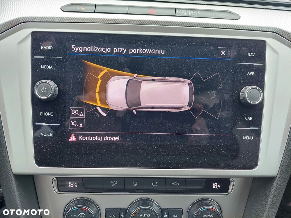 Volkswagen Passat 1.8 TSI BMT Comfortline DSG - 13