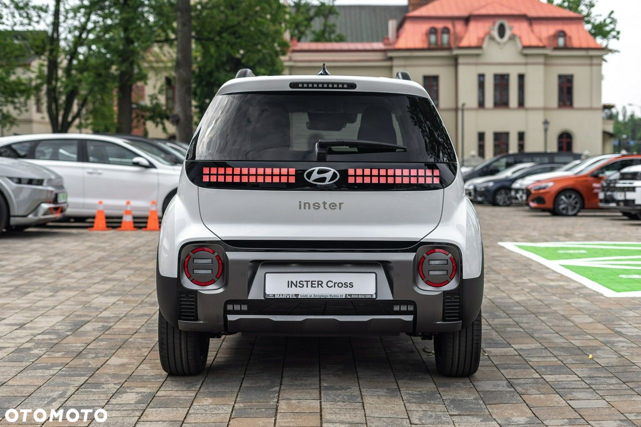 Hyundai Inster - 5