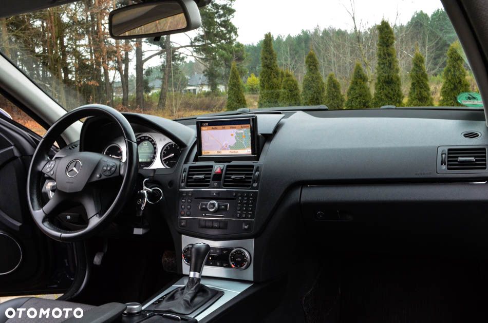 Mercedes-Benz Klasa C - 32