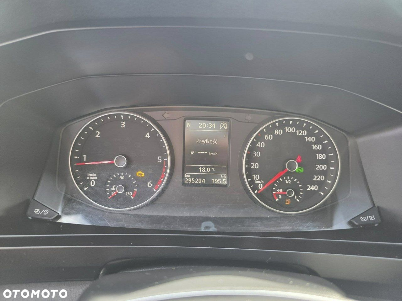 Volkswagen Multivan - 8