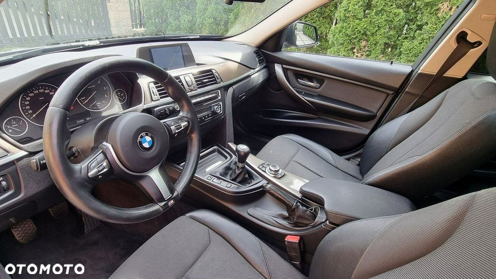 BMW Seria 3 - 13