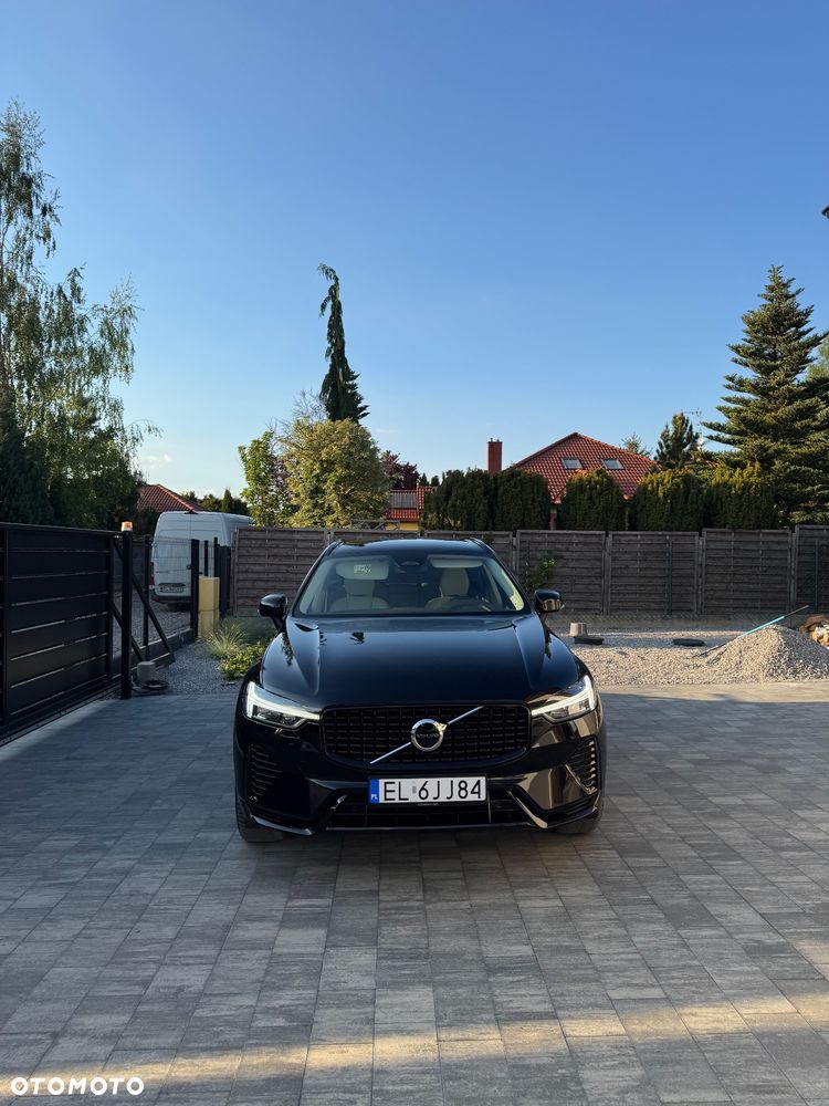 Volvo XC 60 B4 D AWD Plus Dark - 5
