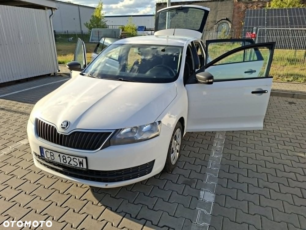 Skoda RAPID 1.2 TSI Edition - 4