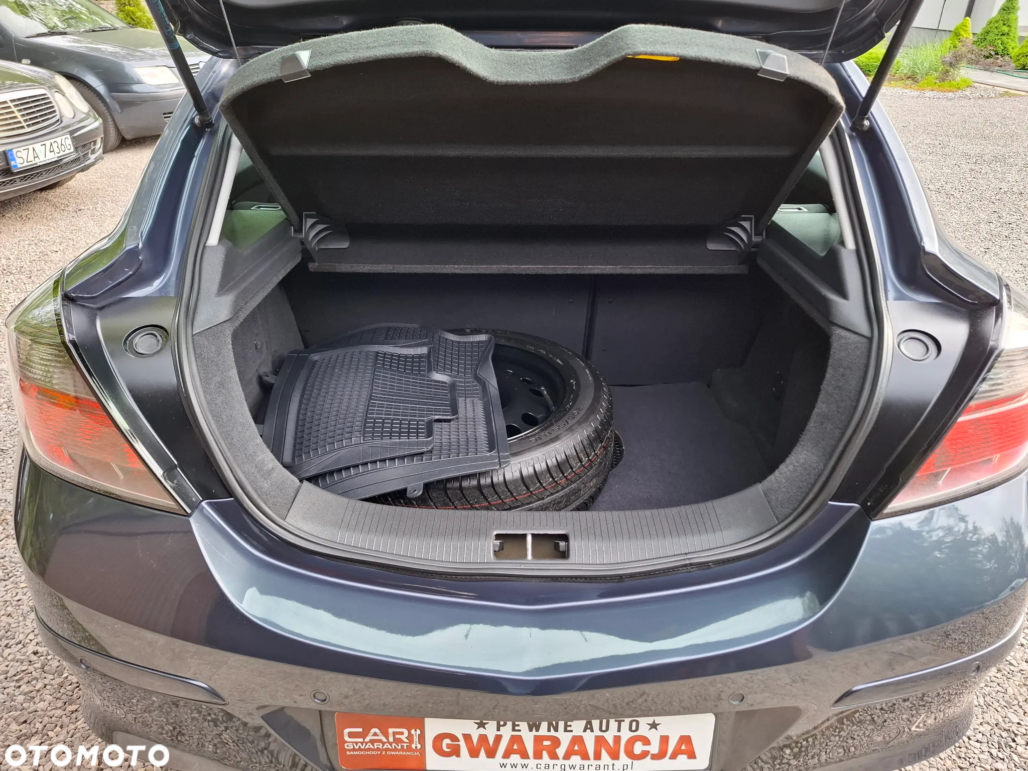 Opel Astra GTC 1.6 Catch me - 19