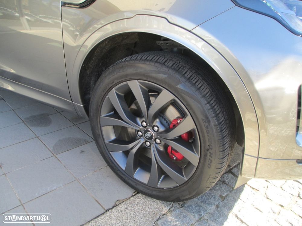 Land Rover Discovery Sport 1.5 I3 P300e AWD R-Dynamic SE - 4