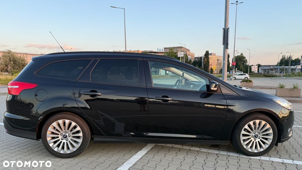 Ford Focus - 2