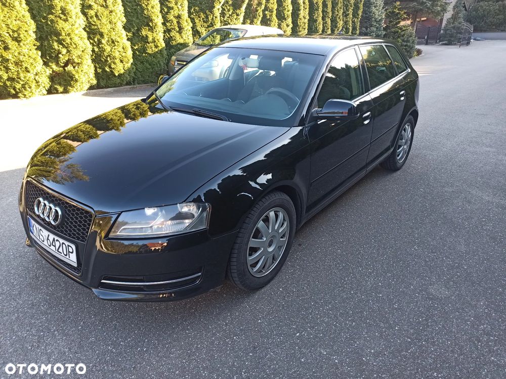 Audi A3 Sportback 1.6 TDI DPF Attraction - 1