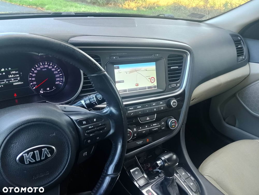 Kia Optima - 7