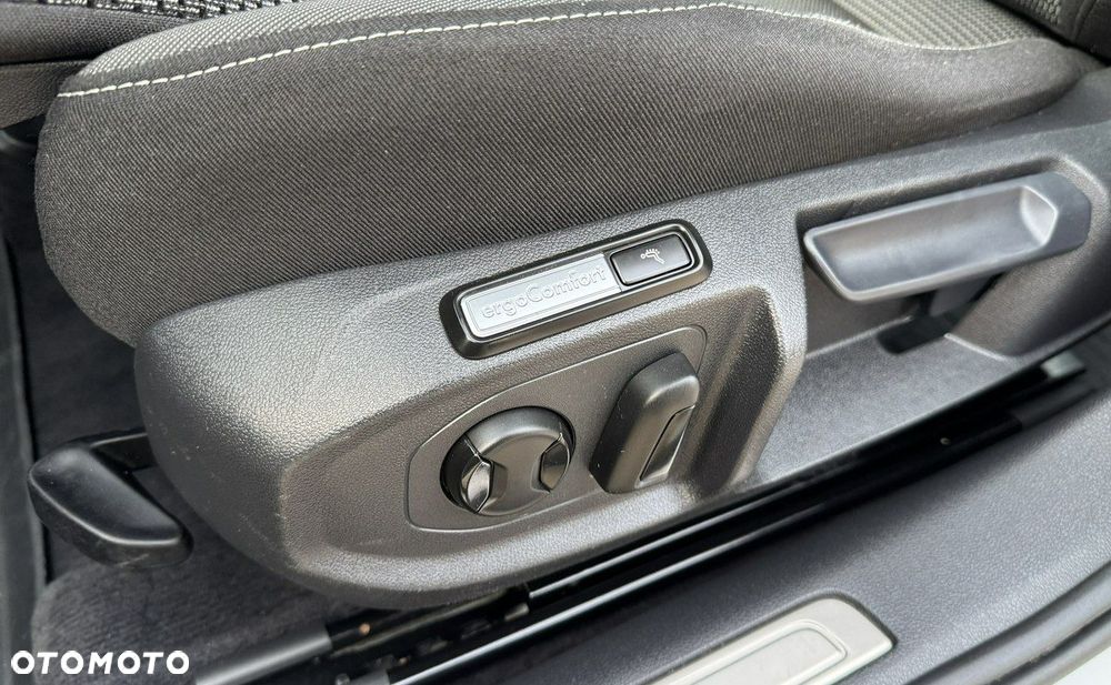 Volkswagen Arteon 1.5 TSI ACT Evo Essence DSG - 12