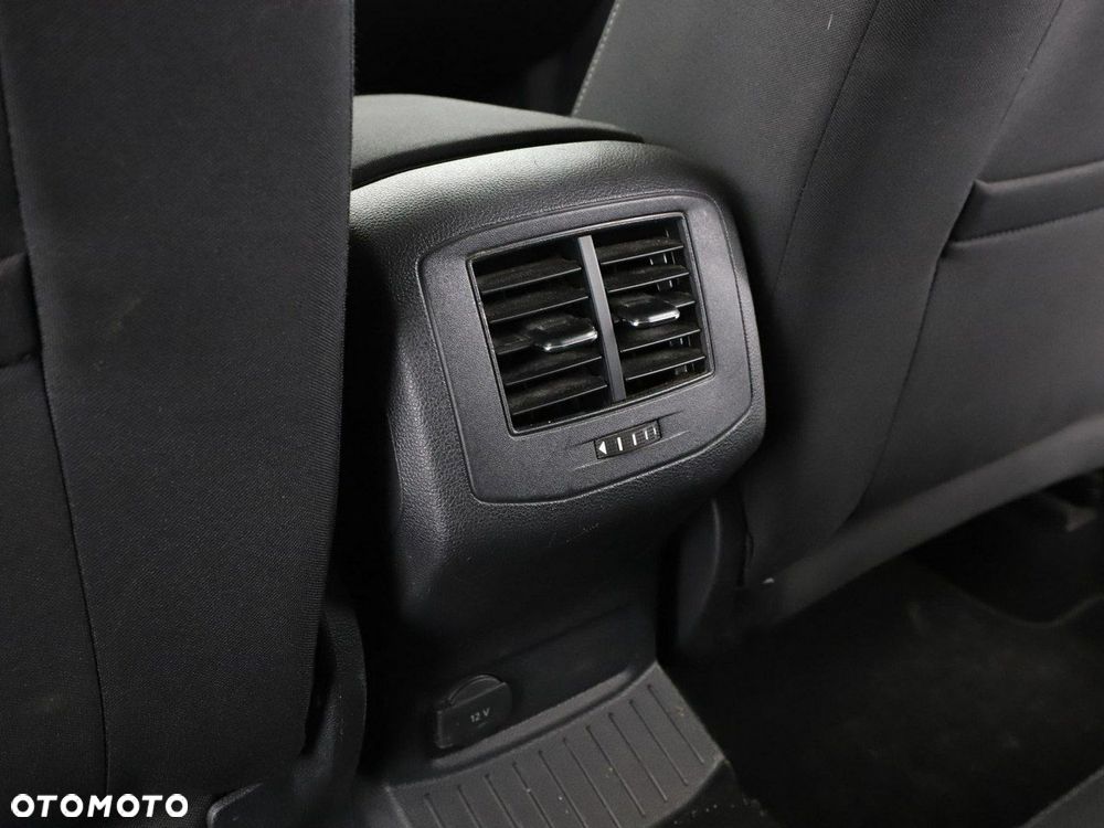 Volkswagen T-Roc 2.0 TDI Style DSG - 37