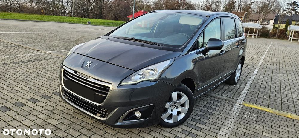Peugeot 5008 HDI FAP 115 Allure - 3