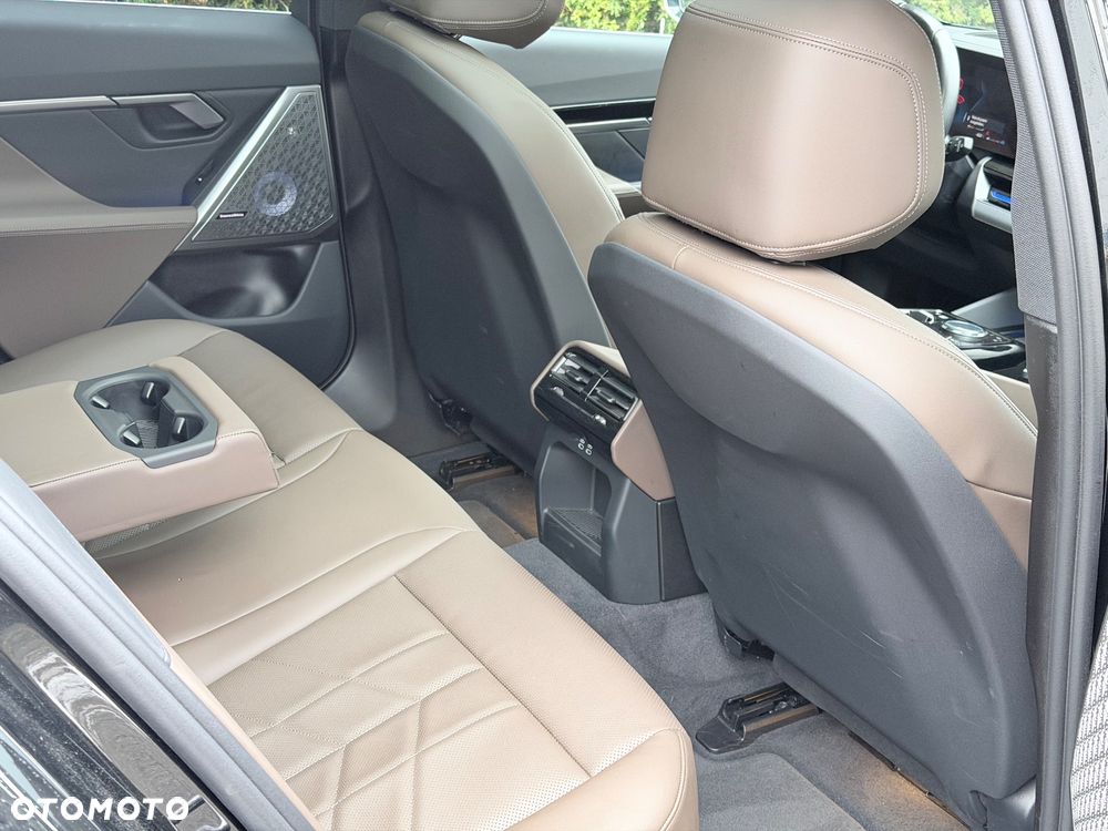 BMW Seria 5 520d - 34