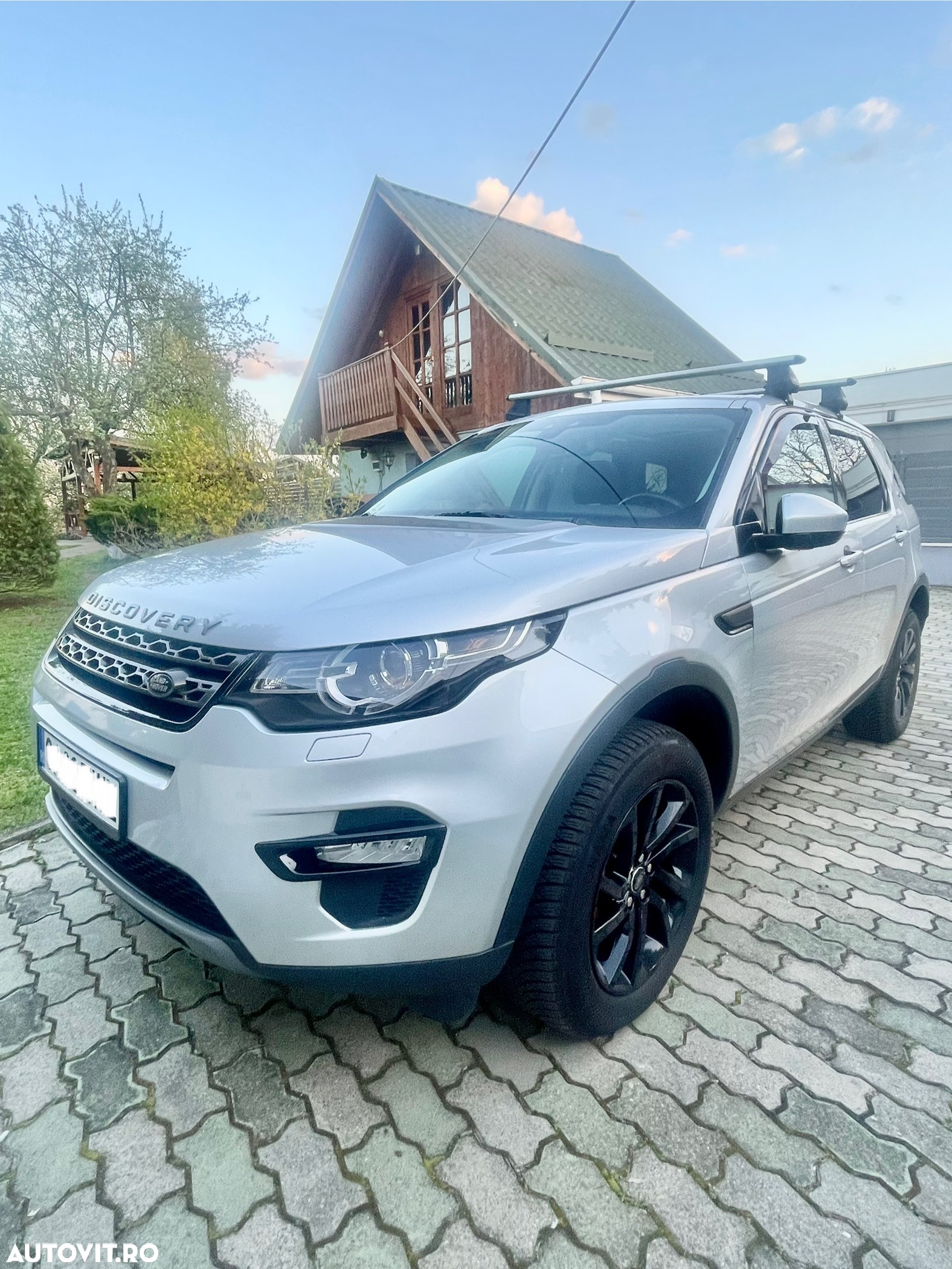 Land Rover Discovery Sport 2.0 l TD4 HSE Luxury Aut. - 8