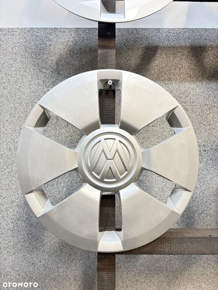 4 Kołpaki Volkswagen UP, 14" 1SO 601,147 - 4