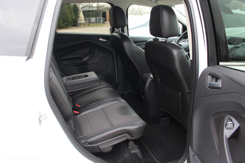 Ford Kuga 2.0 TDCi 4x4 Titanium - 18