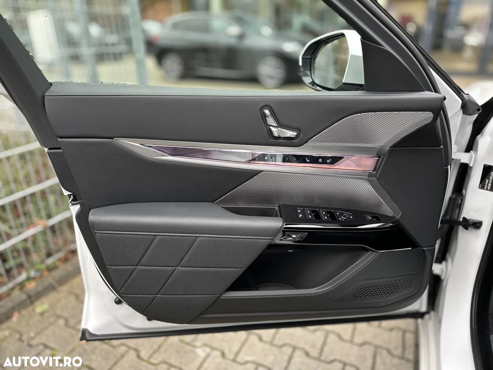 BMW Seria 7 750e xDrive AT PHEV - 12