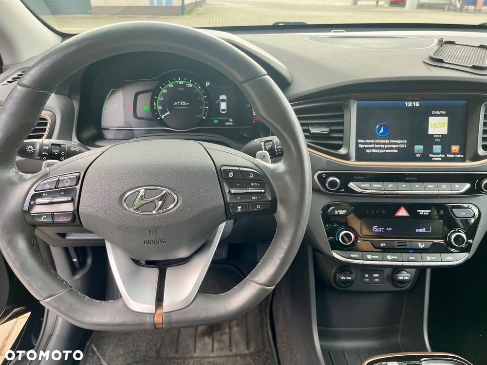 Hyundai IONIQ Style - 18