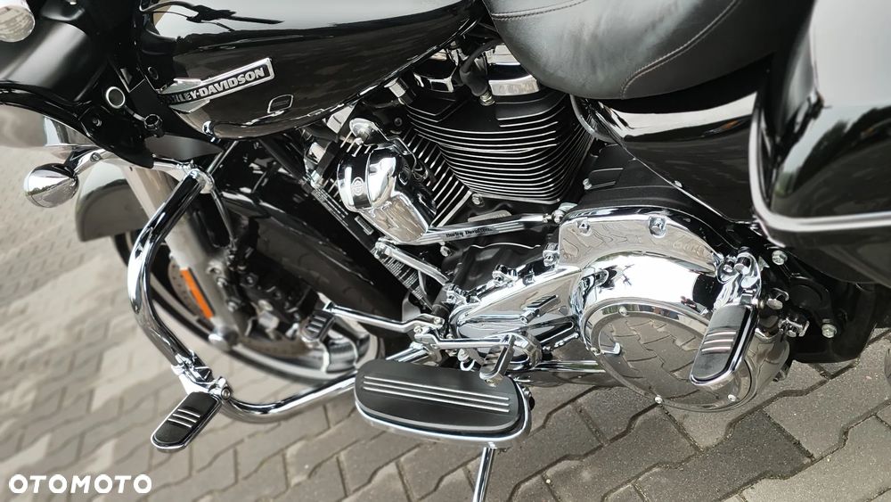 Harley-Davidson Touring Road Glide - 26