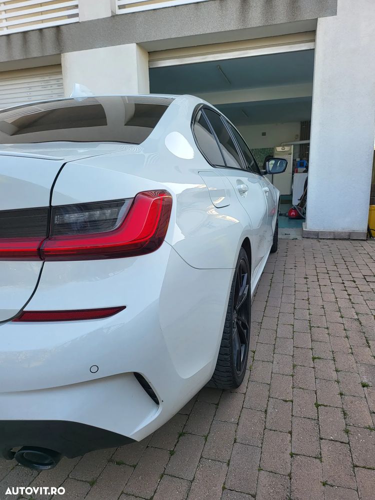 BMW Seria 3 330d AT - 8