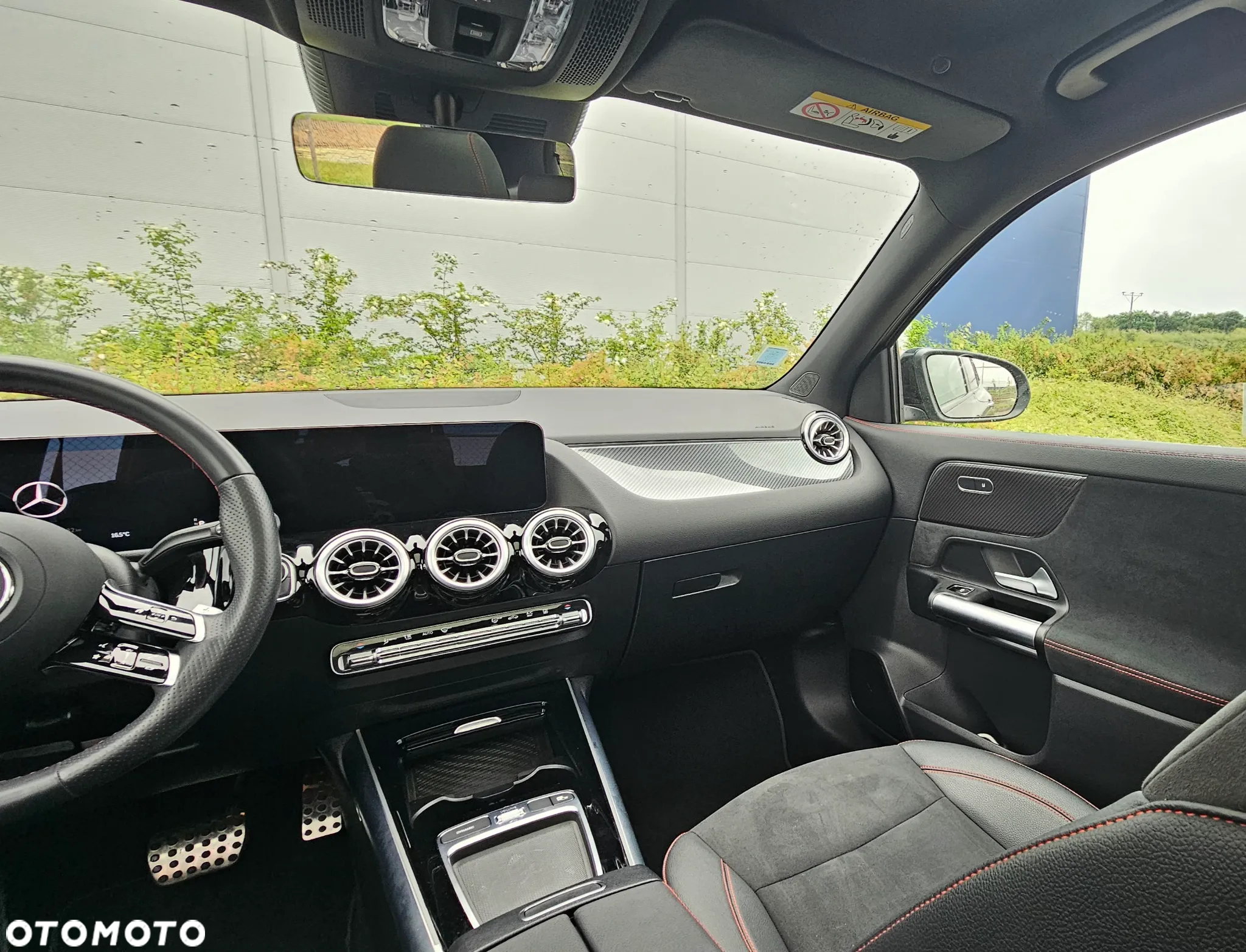 Mercedes-Benz GLA 250 e PHEV AMG Line 8G-DCT - 17