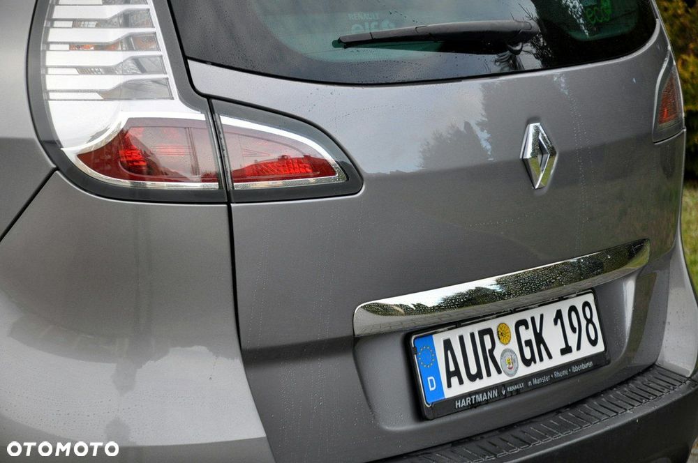 Renault Scenic - 16