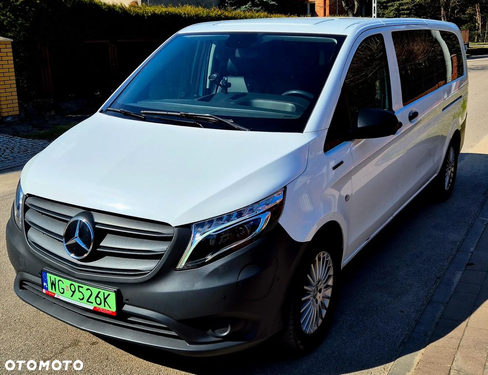Mercedes-Benz E-VITO - 2