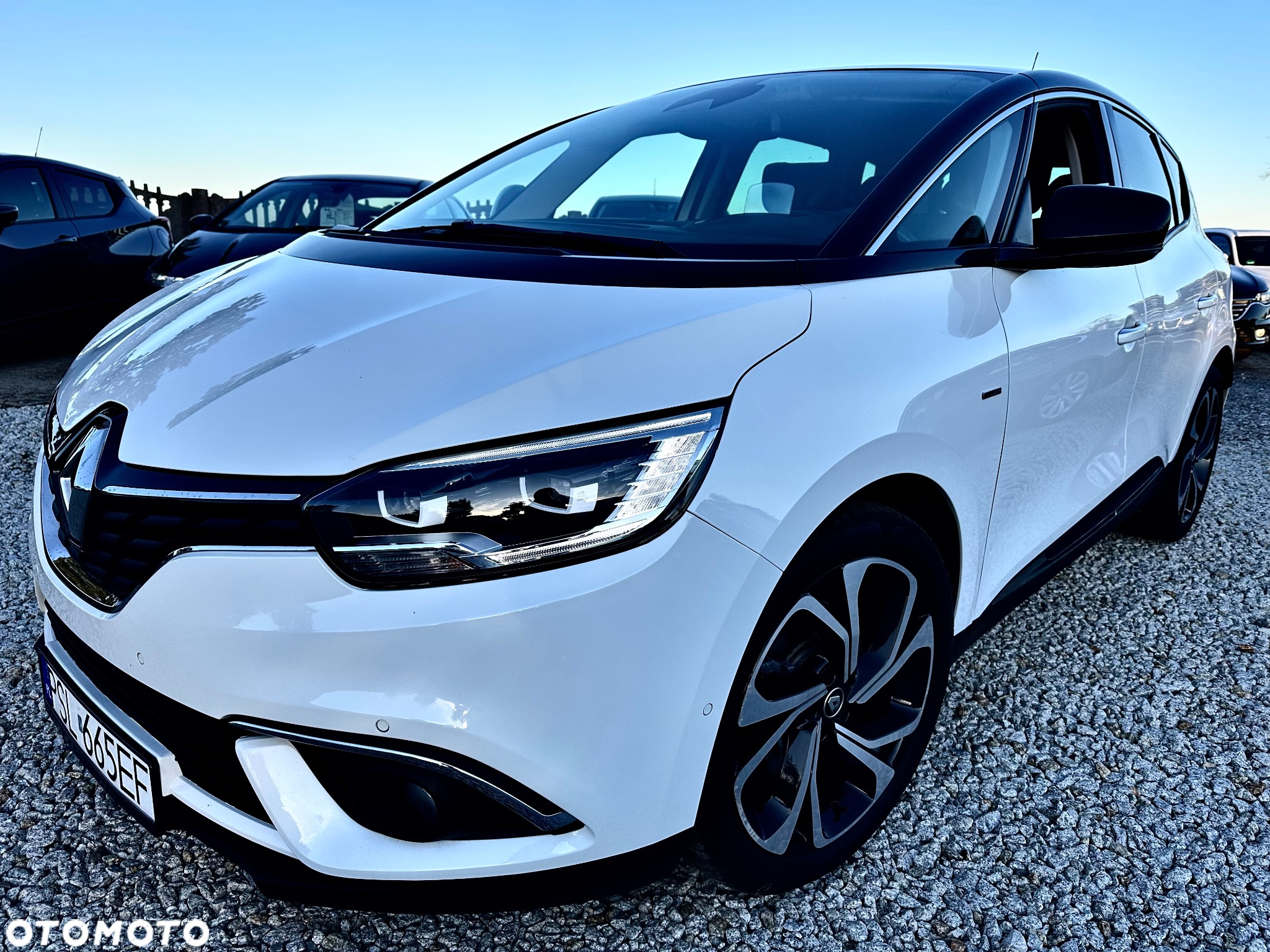 Renault Scenic ENERGY dCi 110 EDC BOSE EDITION - 36