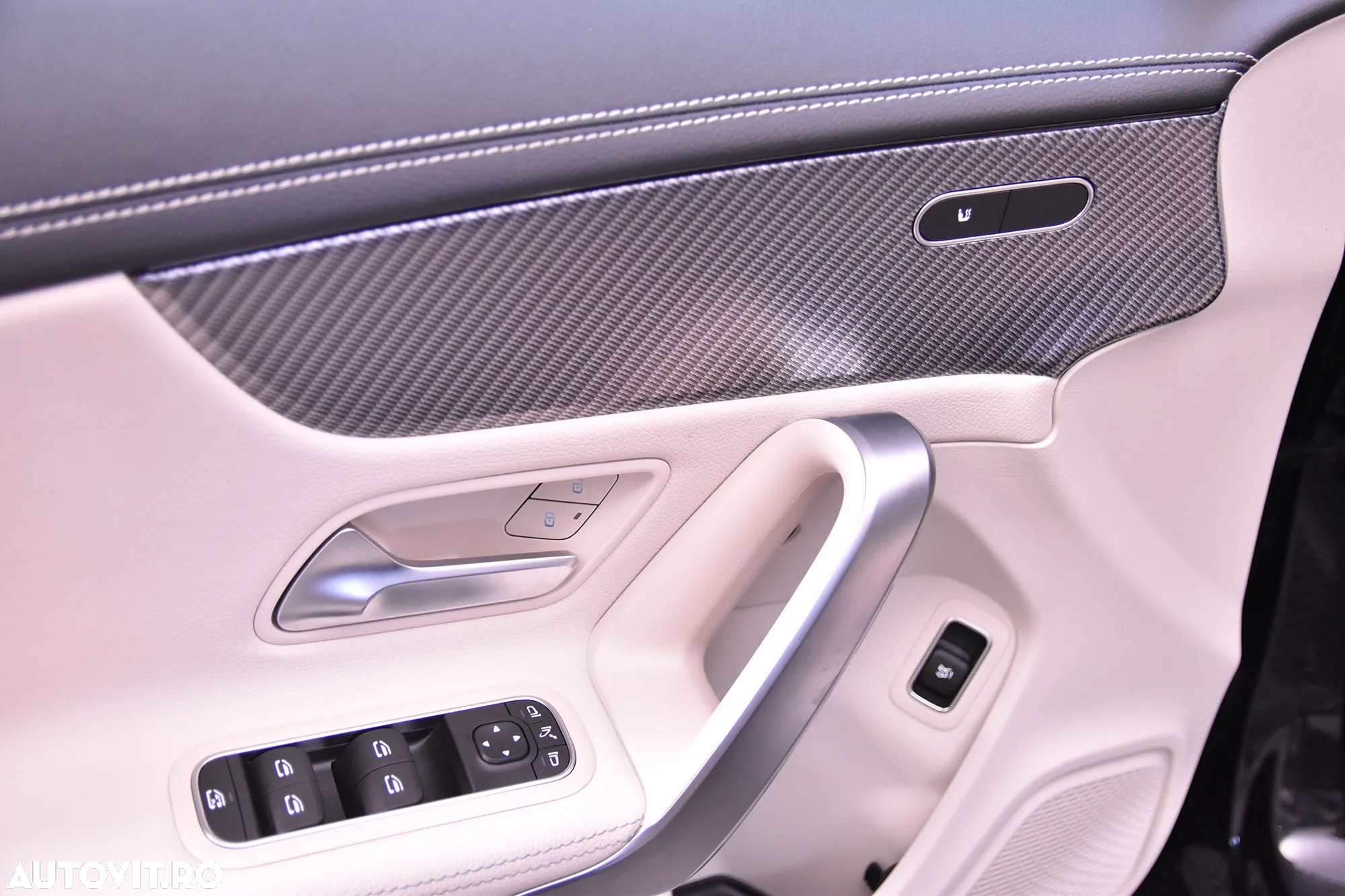 Mercedes-Benz CLA 180 7G-DCT Edition Progressive Line - 14