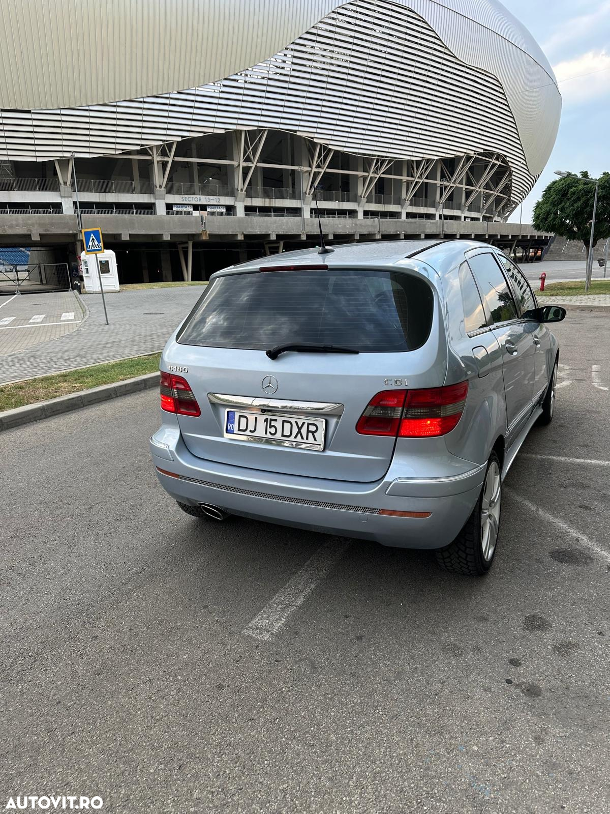 Mercedes-Benz B 180 CDI - 6