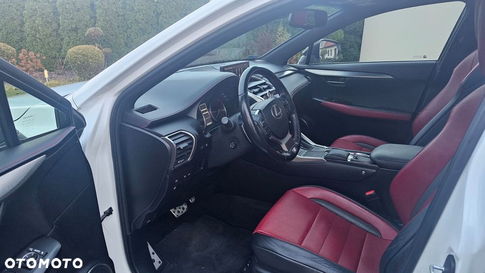 Lexus NX 300h F Sport Edition AWD - 5