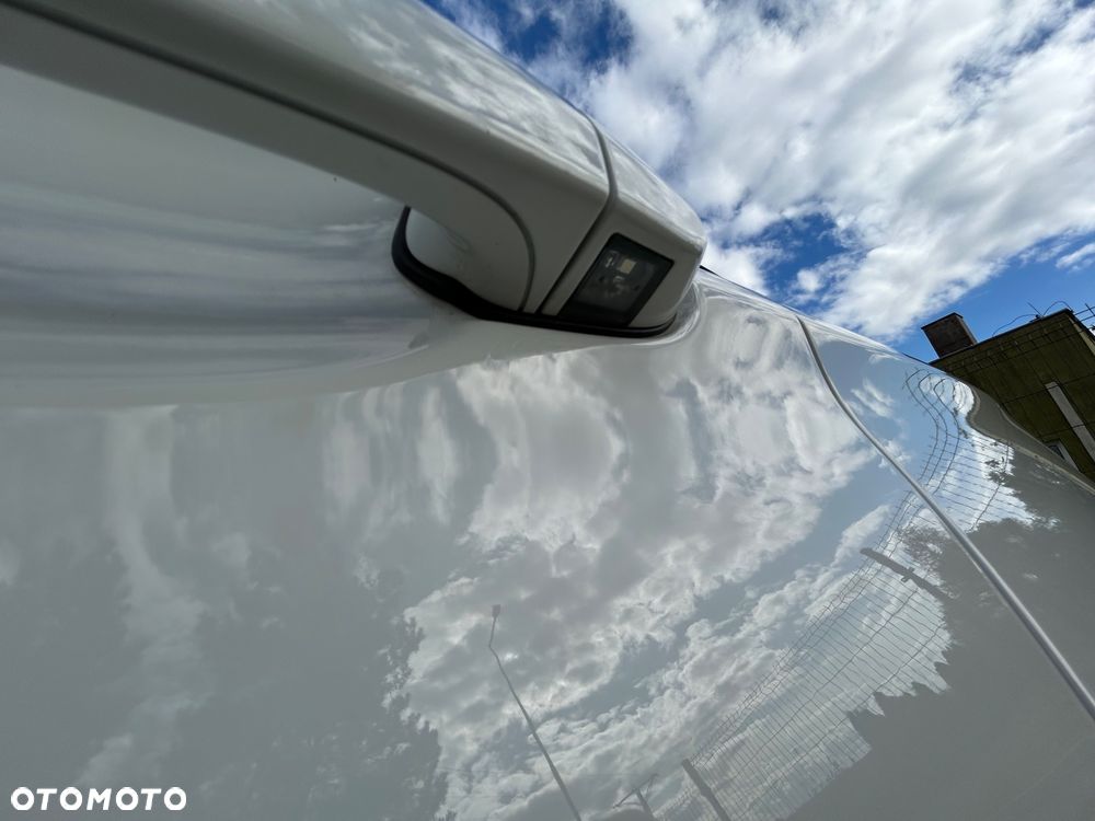 BMW Seria 3 318d M Sport - 16