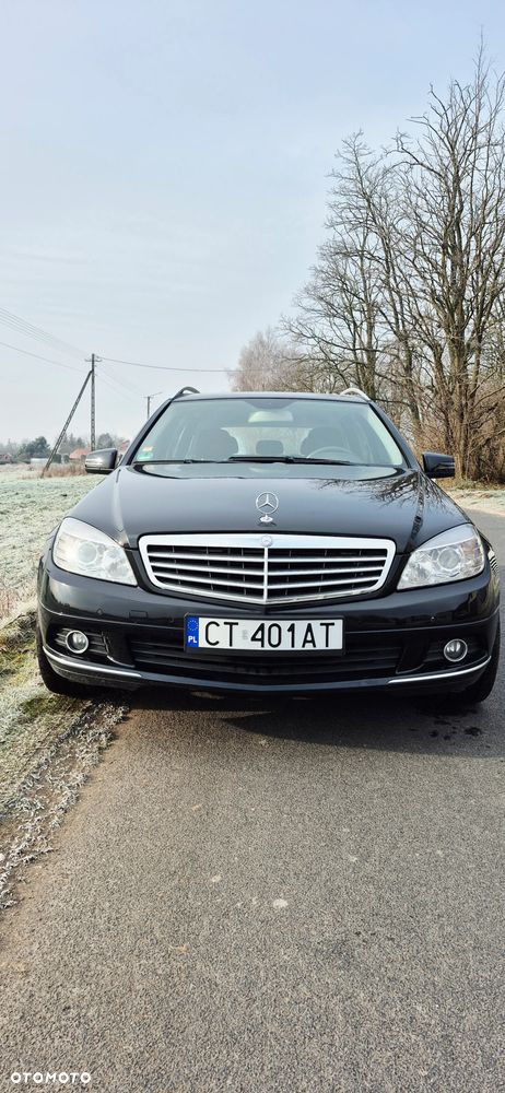 Mercedes-Benz Klasa C 180 CGI Automatik BlueEFFICIENCY - 21