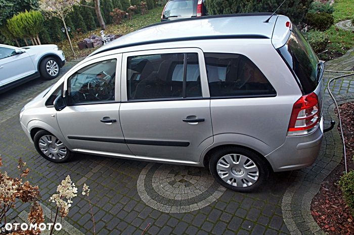 Opel Zafira 1.8 Selection - 24