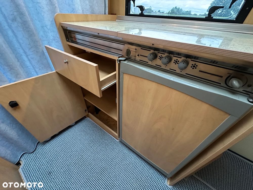Burstner 435 TS FUN z napędem i nową markizą. DMC 1100 kg !!! - 25