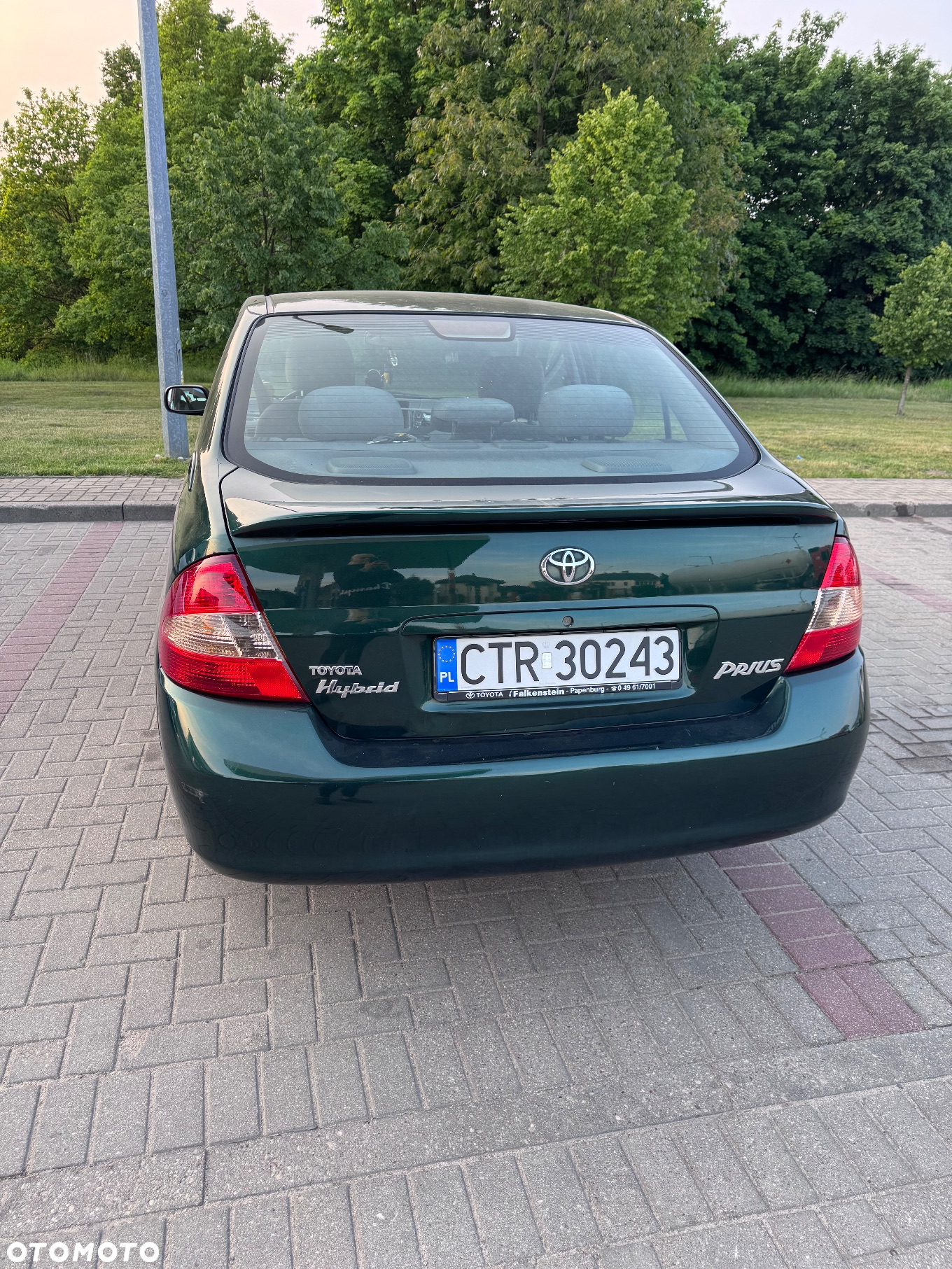 Toyota Prius - 3