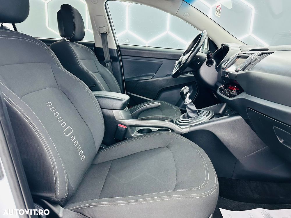Kia Sportage 1.6 GSL MT 4x2 PREMIUM - 19