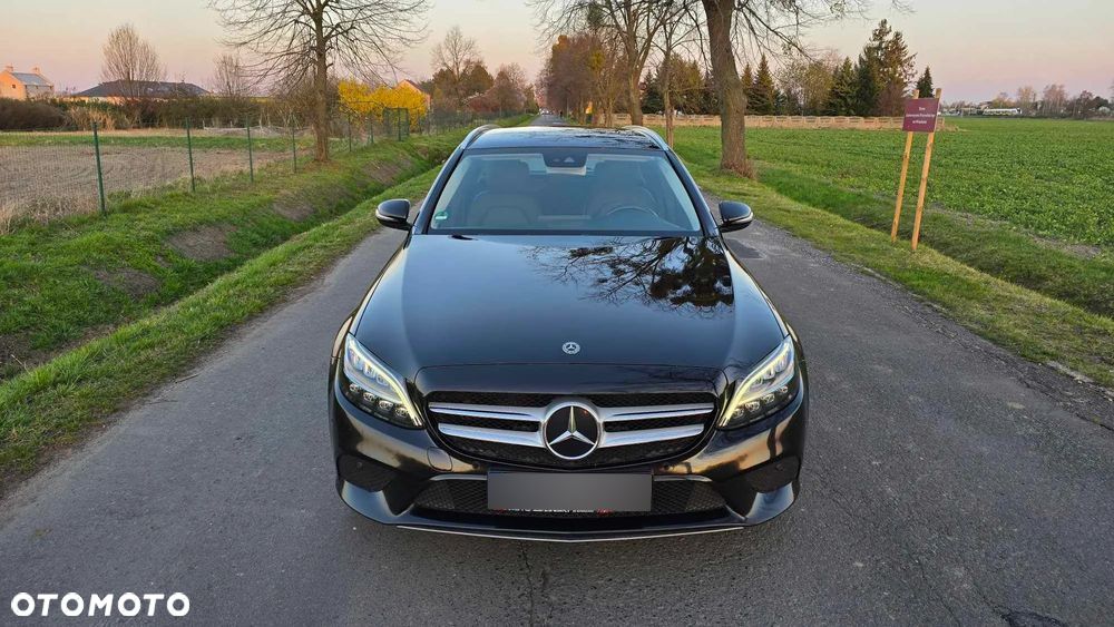 Mercedes-Benz Klasa C 220 d 4Matic T 9G-TRONIC Avantgarde - 1
