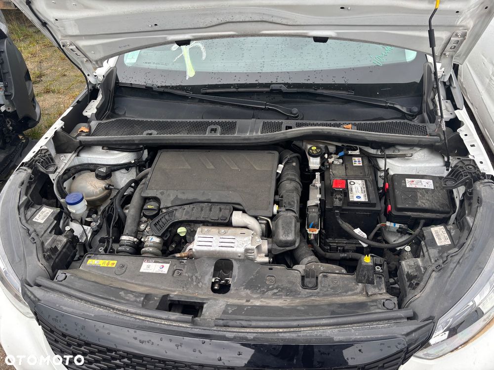 Peugeot 2008 1.2 PureTech Allure Pack S&S - 8