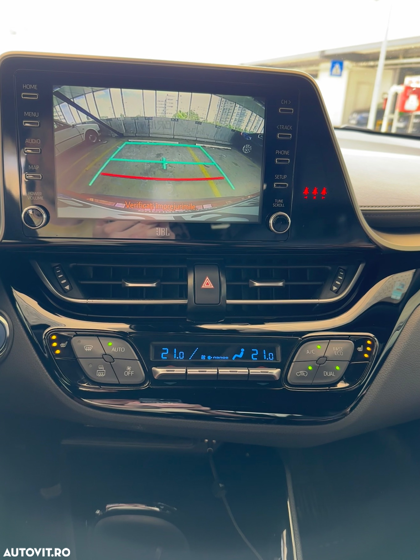 Toyota C-HR 2.0 HSD 184 CP 4x2 CVT C-lassy bi-tone - 20
