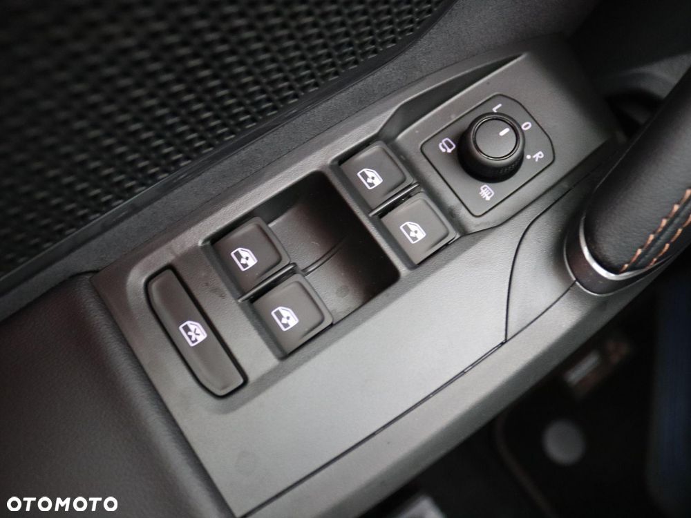 Cupra Formentor 1.5 e-Hybrid DSG VZ - 34