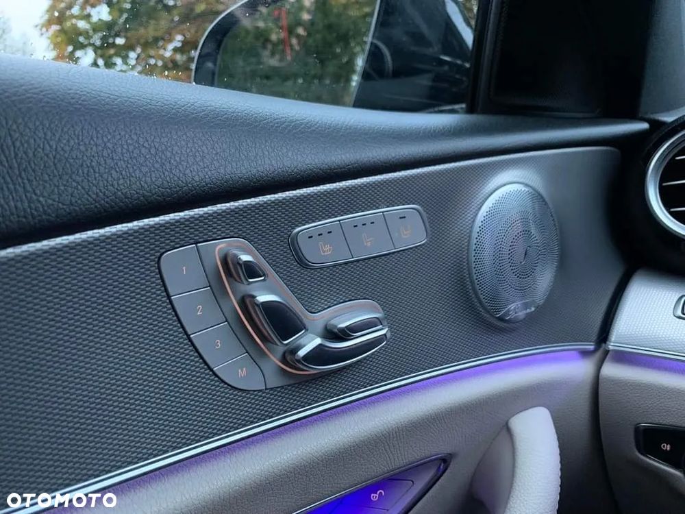 Mercedes-Benz Klasa E 350 d T 9G-TRONIC AMG Line - 26