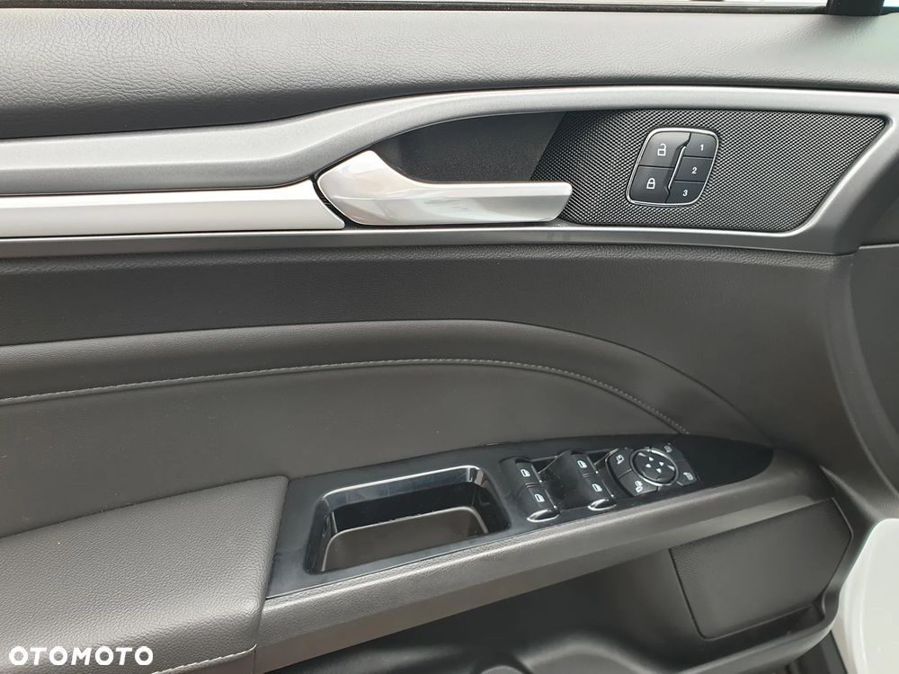 Ford Mondeo 2.0 TDCi STart-Stopp PowerShift-Aut Titanium - 22