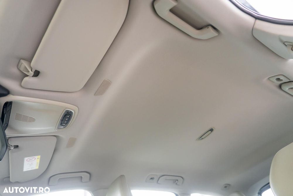 Volvo XC 60 D4 AWD Geartronic Momentum - 17