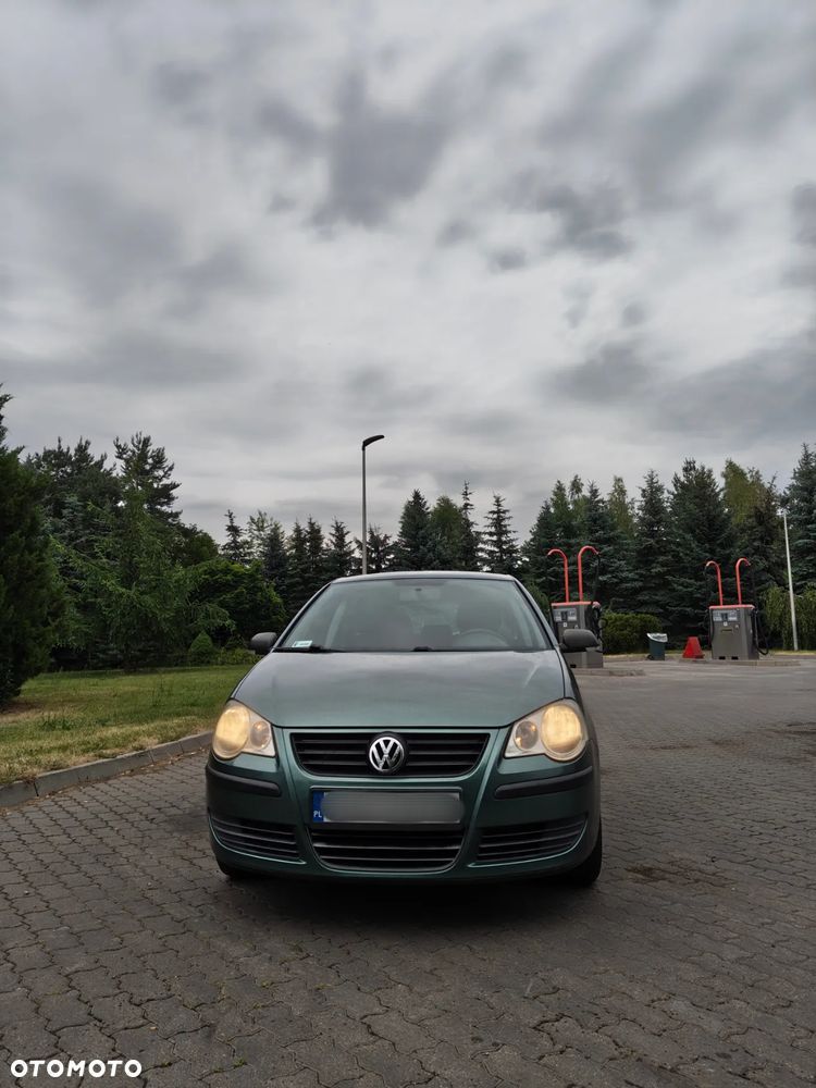 Volkswagen Polo 1.4 16V Q-Line - 2