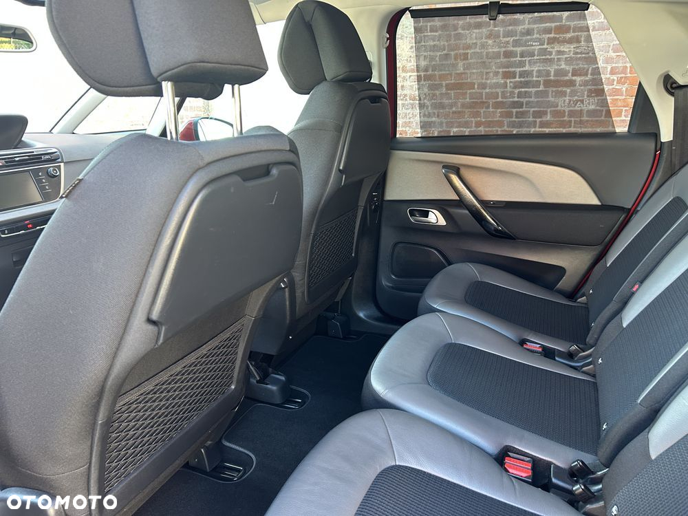 Citroën C4 Picasso 1.2 PureTech Exclusive - 17