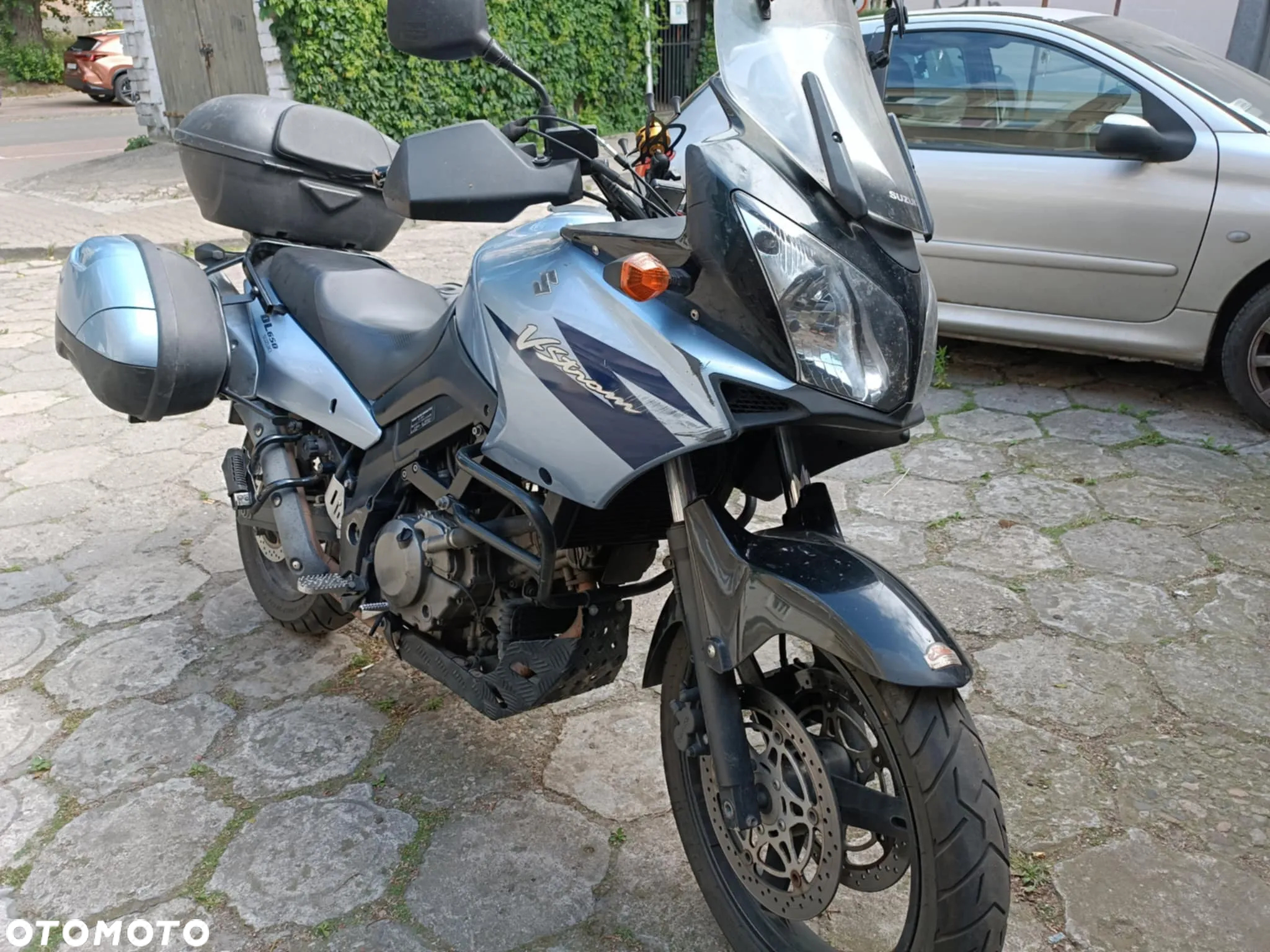Suzuki DL