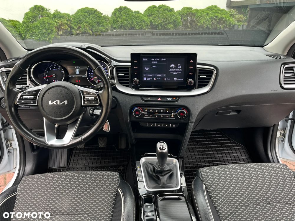 Kia Ceed 1.5 T-GDI L - 11