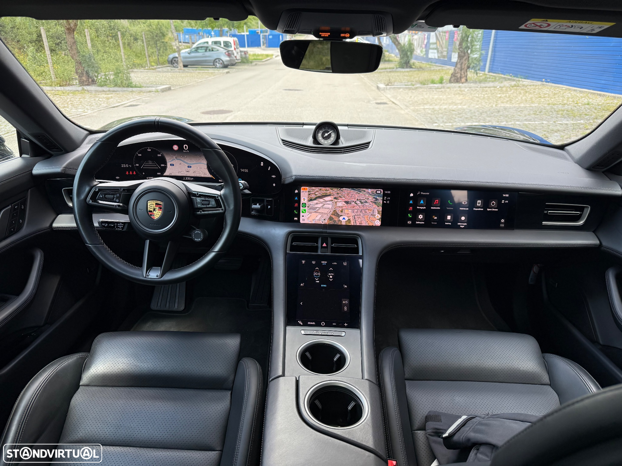 Porsche Taycan Cross Turismo 4 - 22
