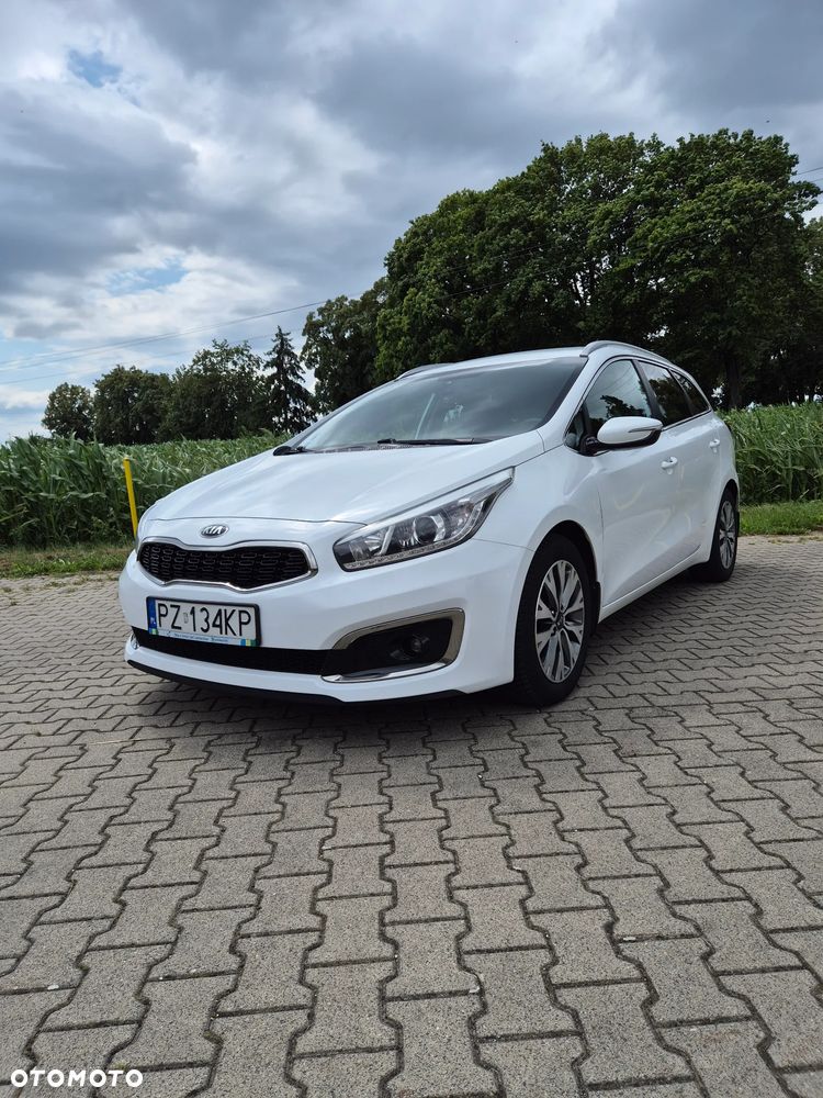 Kia Ceed 1.6 CRDi L Business Line - 1
